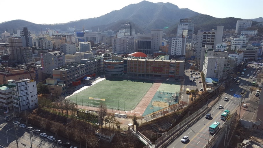 학교 전경