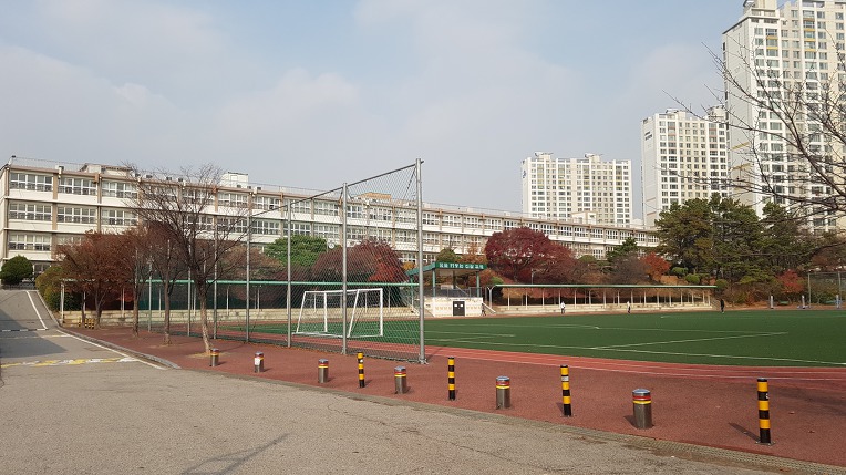 학교 전경
